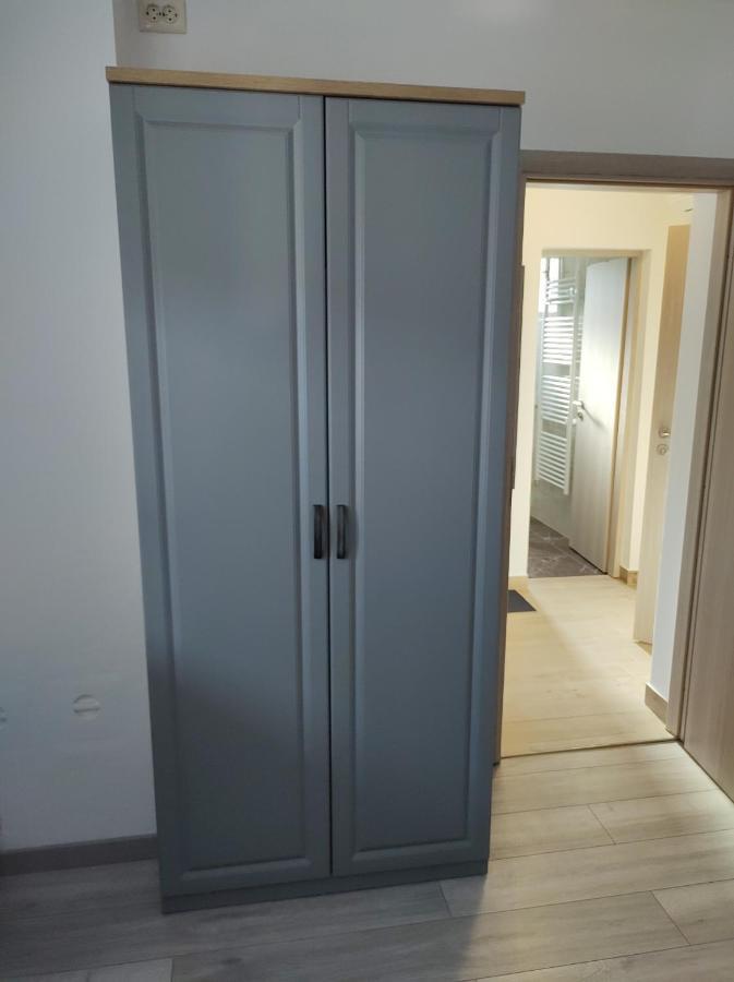 Happy Apartment 카를로바츠 외부 사진